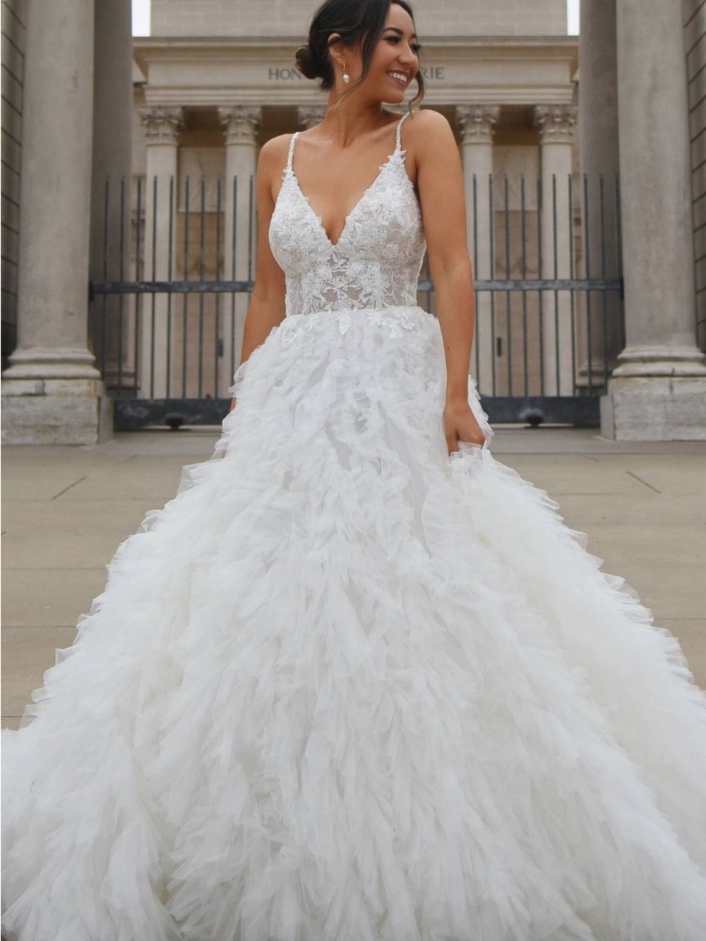 Style 1449-Australian Designer Martina Liana. Never worn. Dramatic tulle A line